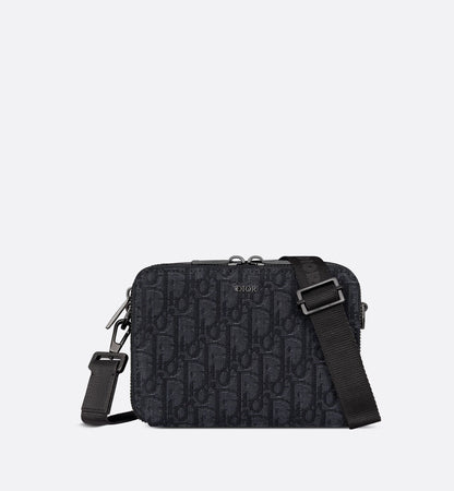 Pouch mit Reißverschluss und Riemen - Nov - ell - fas - ion