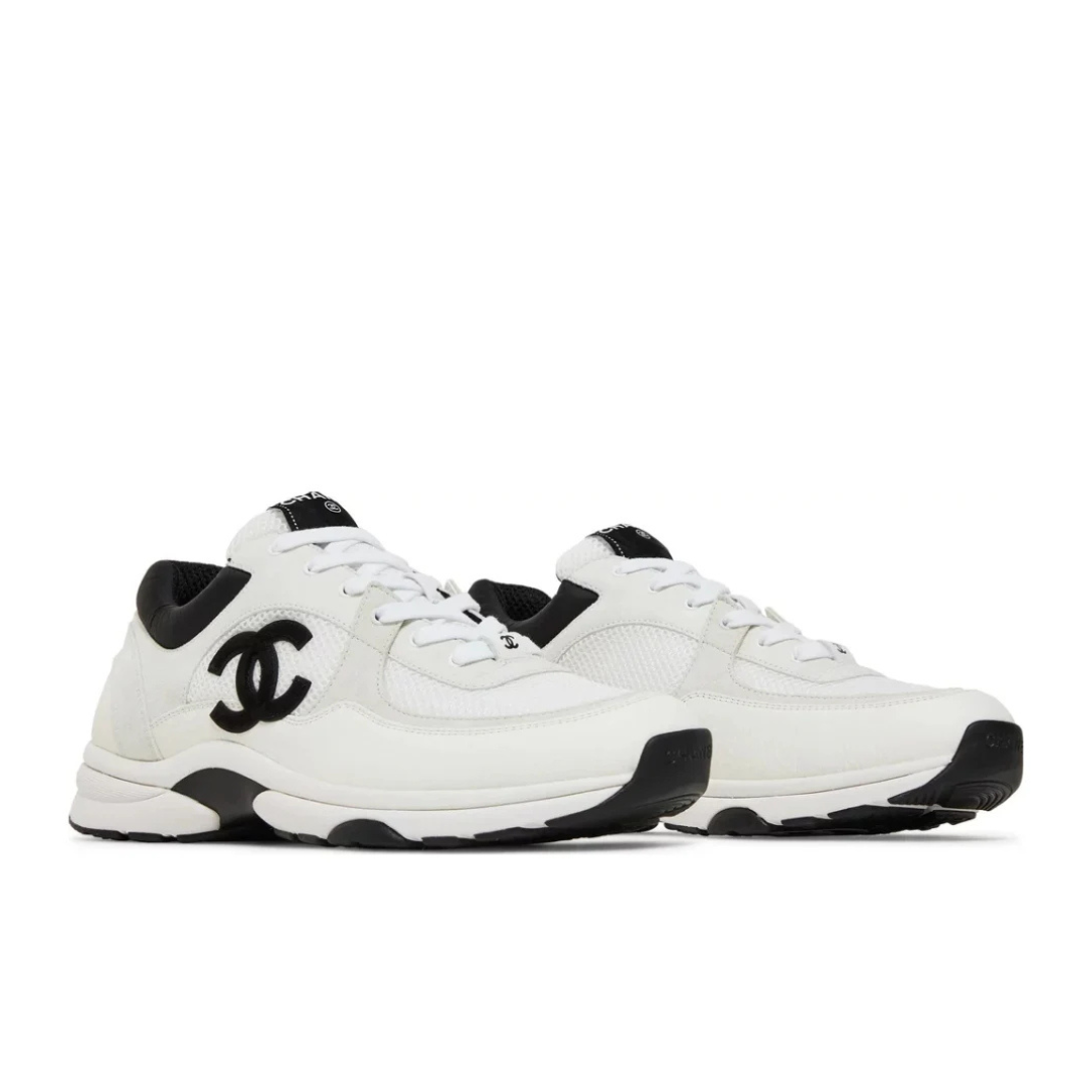 Runner White