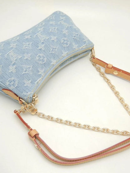 "LV" Pochette Sky Blue
