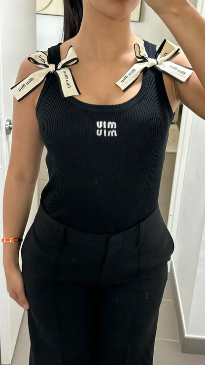 "MIMI" Schleife Top