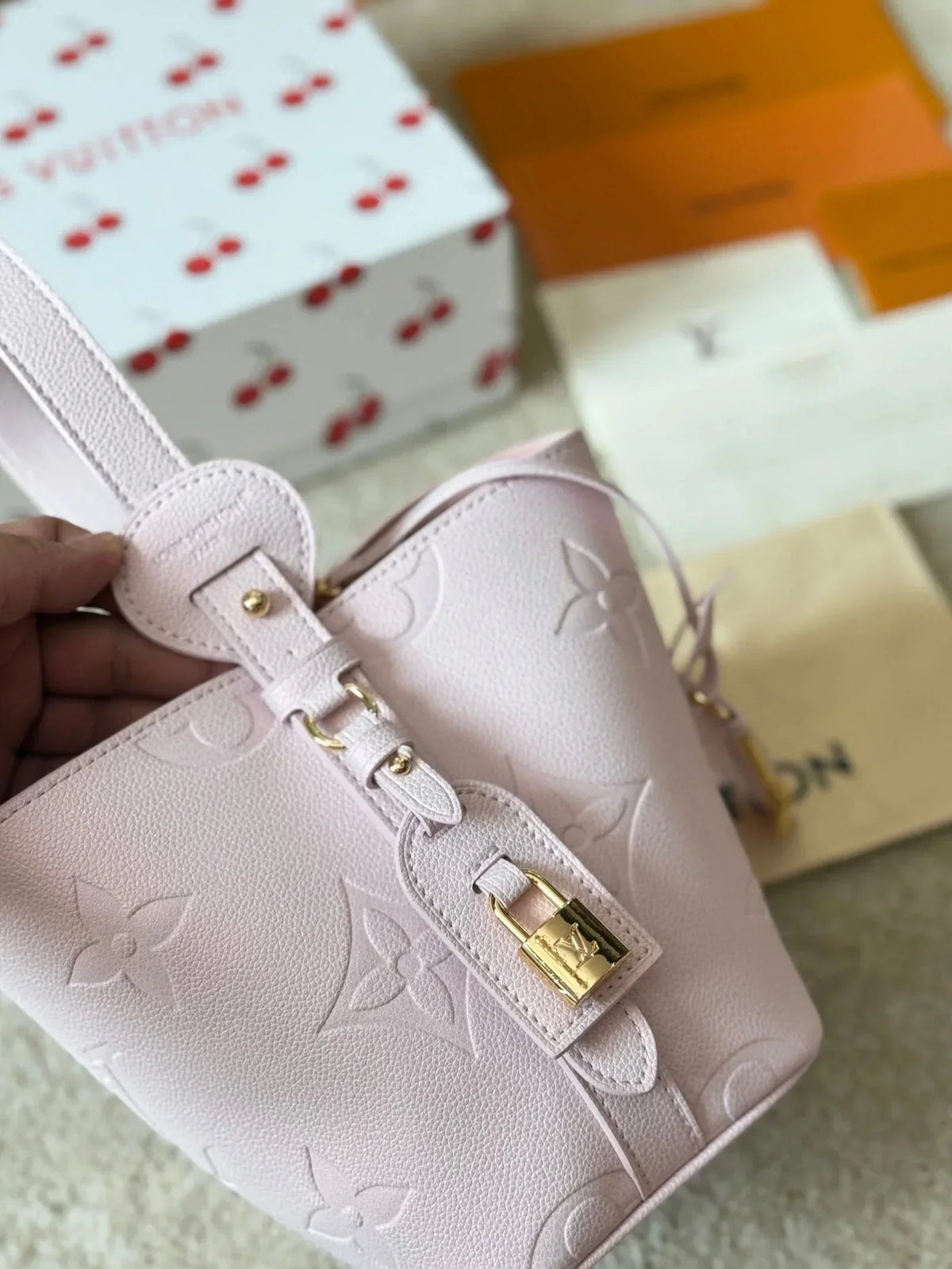 "LV" Mini Bag White