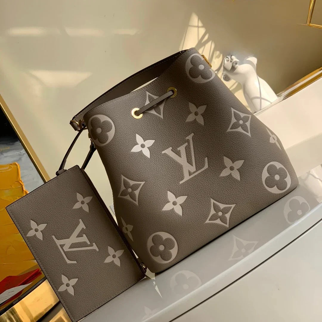 "LV" NEONEO 26cm